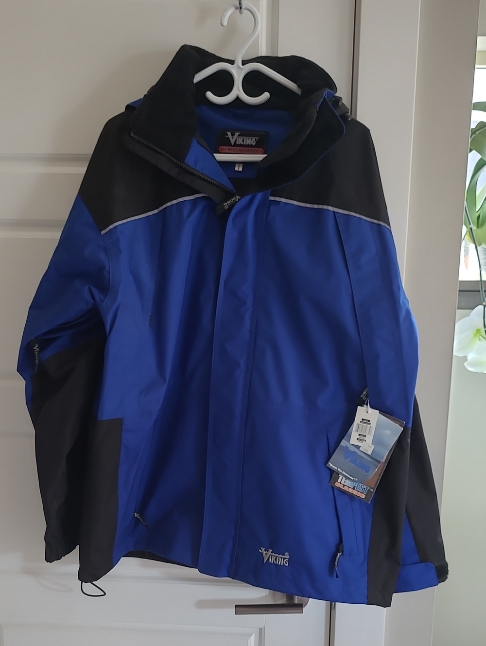 Viking Tempest Mesh Lined Coat. Size L